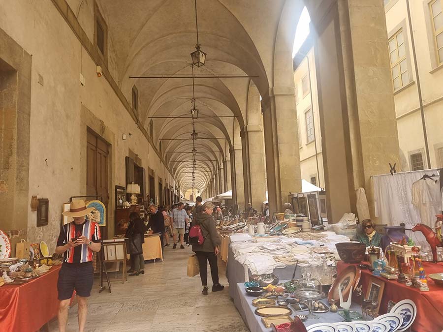 Vintage Antique Market - What Are Italians Selling In Tuscany